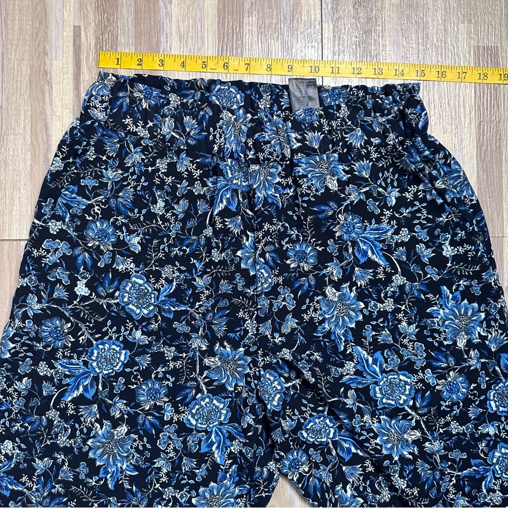 Floral Patterned Wide-Leg Elastic Waist Pants Women’s Size 12 - Picture 4 of 9